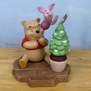 Disney Pooh & Friends One Little Star Makes a Difference Figurine 1998